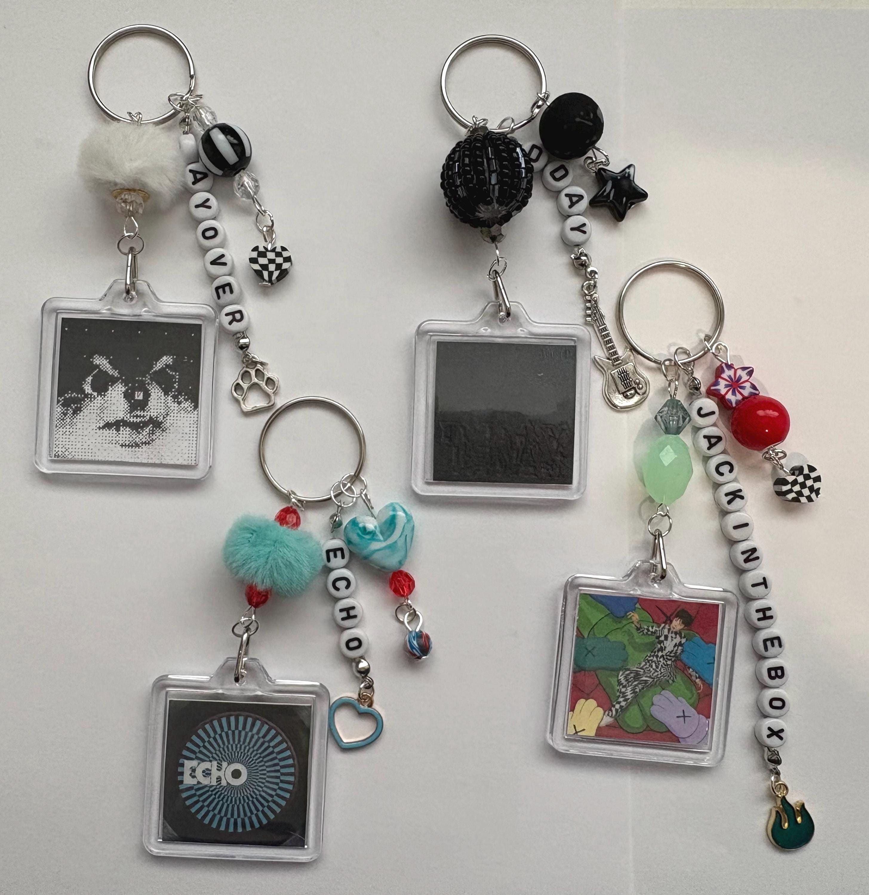 Daniel caesar keychain - Etsy 日本