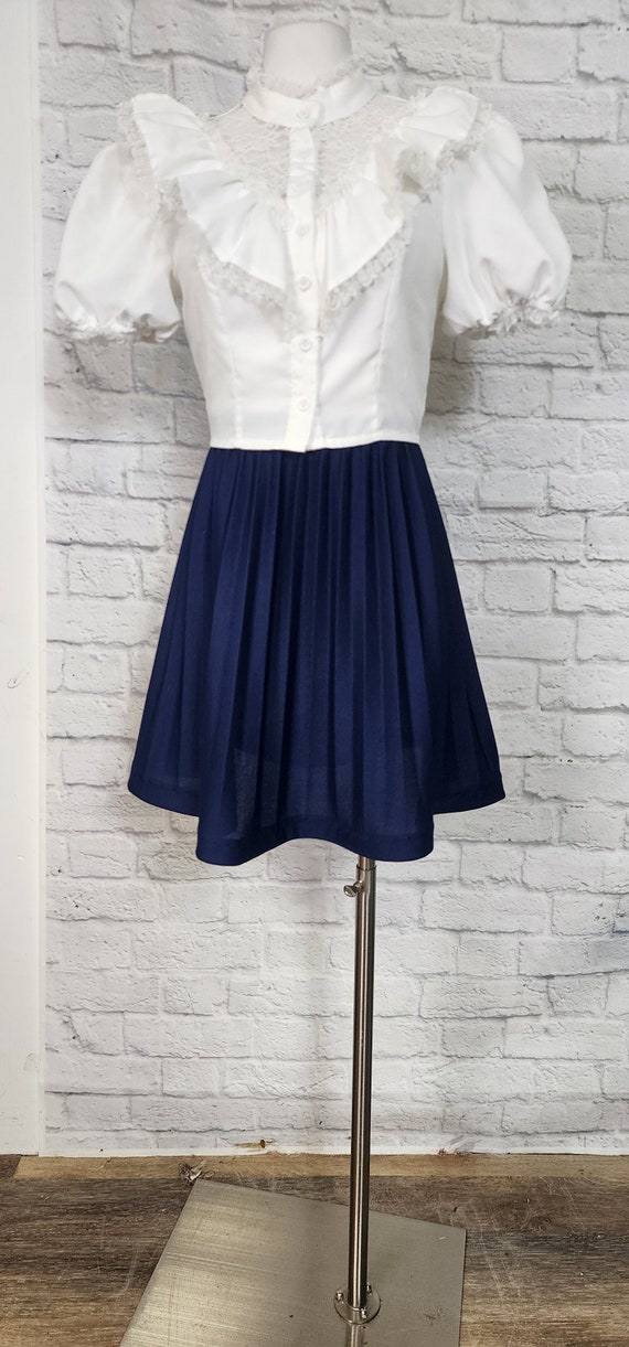 90s Does 70s Skirt, Navy Blue Pleated Mini Aline Mod Size Large