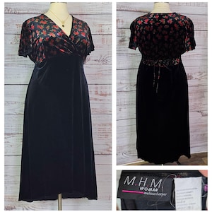 90s Plus Size velvet babydoll maxi dress flutter sleeve, empire waist red rose black floral