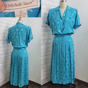 80s Teal Button Front Fitted drop Waistline 1980s polkadot bloused bodice. Size medium 8