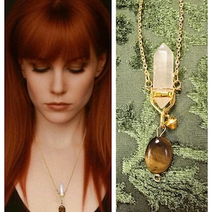 Collar con colgante de cuarzo cristal dorado, delicado y prácticamente mágico, ojo de tigre, collar de cosplay de los 90, bruja Gillian, regalo chapado en oro de 18 quilates.