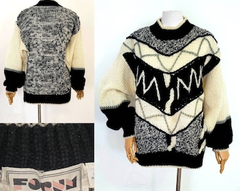 Vintage New 80s Wave Sweater, 1980s Sweater Crazy Pattern Pullover Jumper Slouchy Oversized black off white grey Size Large