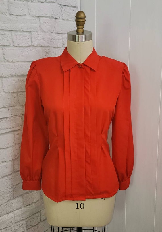 vintage 1970s Red Blouse, Pleated front, Long Sle… - image 3