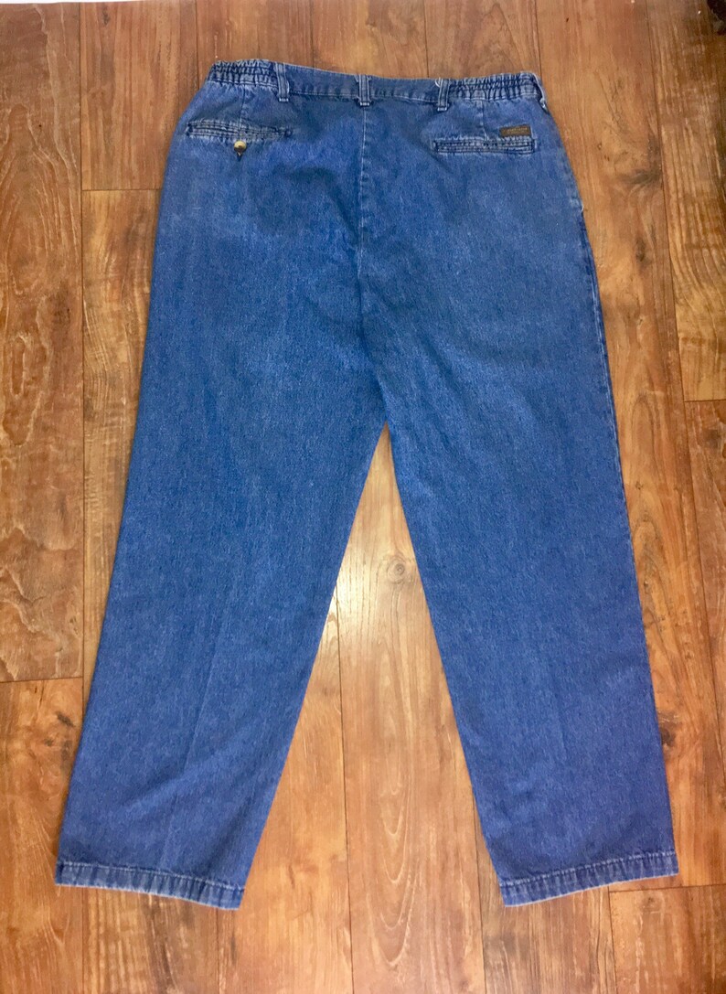 80s Pleated High waist Mom Jeans Medium Dark Wash Stranger things pants Plus Size 36x 30 Elle Eleven Costume