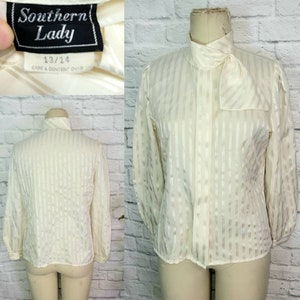 80s Secretary Shirt ivory stripe unique Top Collar Button Down Long Sleeve Blouse size Large professional shirt vintage retro blouse