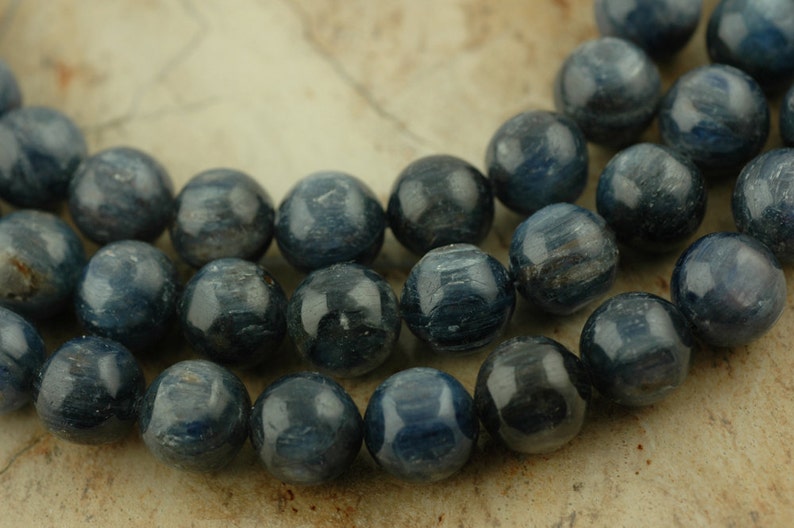Ocean Designer Jewelry Making Craft Supplies Nautical Dark Blue Kyanite : Gorgeous AAA-Grade Natural Round 12.5mm 6 Beads Sparkling