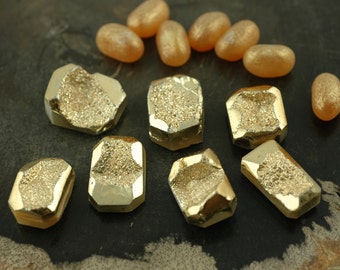 Gold Metallic : Druzy Bead, Drusy Briolette Pendants, 18x28mm, 1 Pendant, Sparkly Bohemian Shimmering Bright Jewelry Making Supplies, DR260