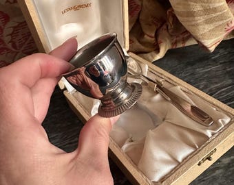 Huevera y cuchara de acero inoxidable francesas de estilo vintage, de los años 50, marca Letang & Remy.