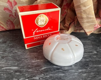 Vintage ongebruikte Nina Ricci 100 g zeep in doos Farouche