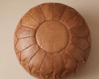 Funda de puf otomana de cuero marroquí color terracota, taburete redondo de cuero hecho a mano, cojín de suelo bohemio bordado, reposapiés otomano sin soporte