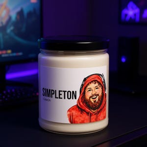 CaseOh シンプルトン ミーム キャンドル、Twitch ストリーマー ゲーマー ギフト、寮の装飾 (12 オンス)