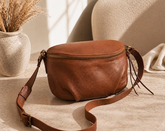 Genuine Leather Saddle Bag:Top Layer Cowhide Shoulder Bag, Minimalist Women’s Handbag