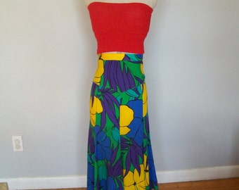 Sale Vintage Tropical Island Floral Rayon Skirt - 70s- High Waist (( Size Extra Small to Small))