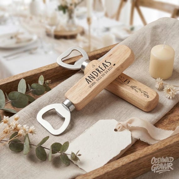 Hochzeit Gastgeschenk: Flaschenöffner mit Gravur | Platzkarte & Geschenk