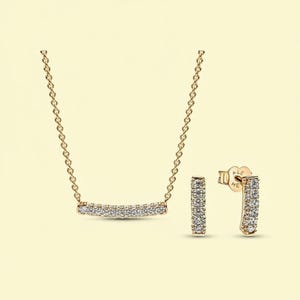 Timeless Pavé Single-Row Bar Stud Earrings Collier Necklace Set- 45cm