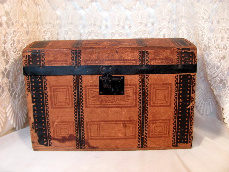 Antique Doll Trunk / Doll Trunk Original Paper Inside / Doll Etsy