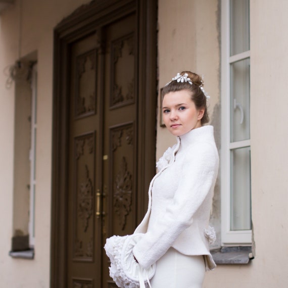 White Bridal Jacket Elegant Felted Jacket Wedding Bolero Warm Top Bridal Bridesmaid Wedding Separates Peplum Jacket Bridal Short Coat Etsy UK
