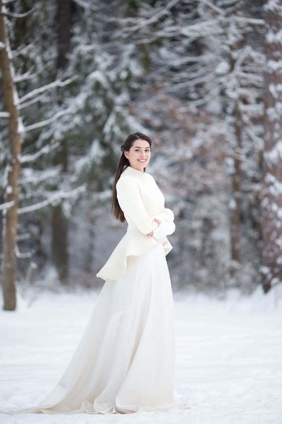 manteau blanc mariée
