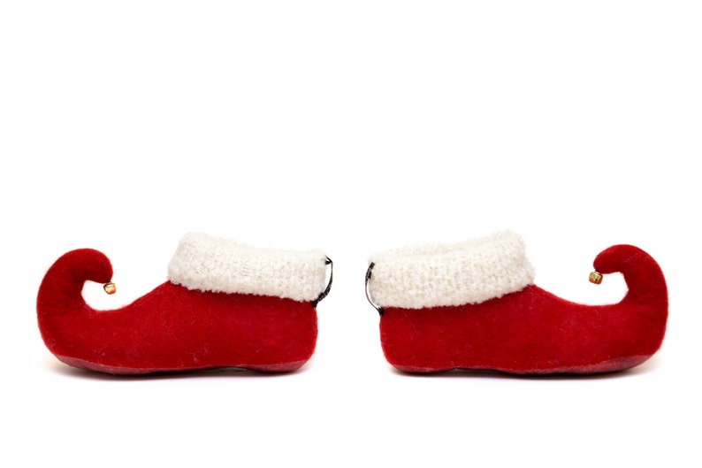 Red Elf Slippers Grinch Shoes Felted Slippers for