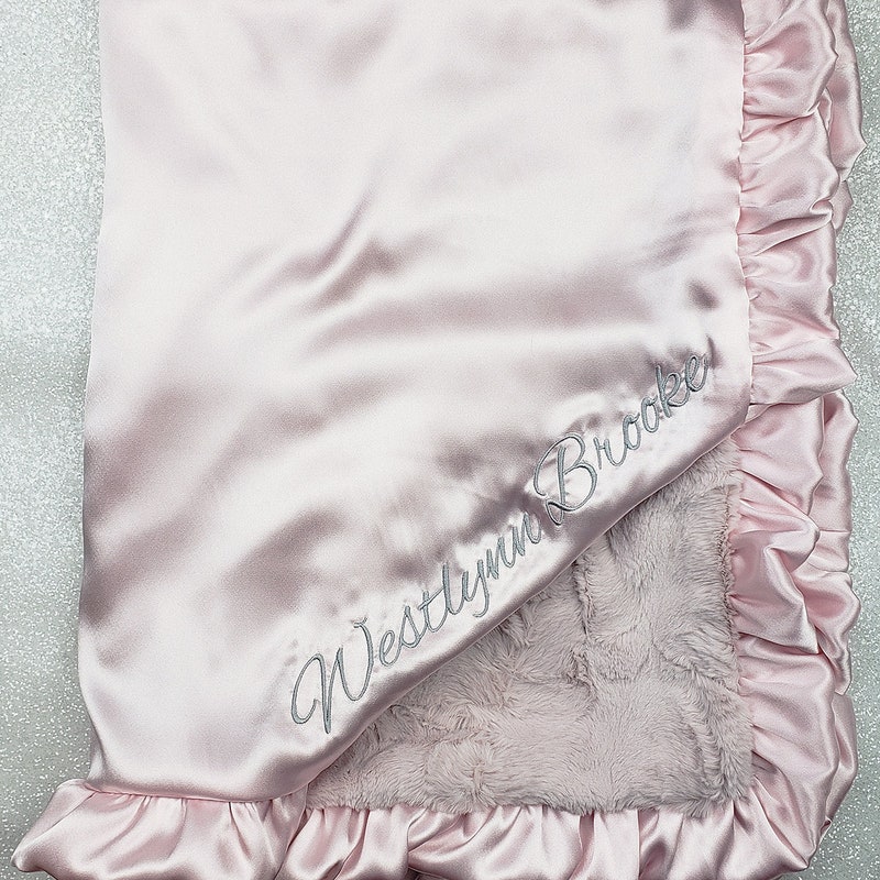 VELVET BLANKET WITH EMBOIDERY main image 0