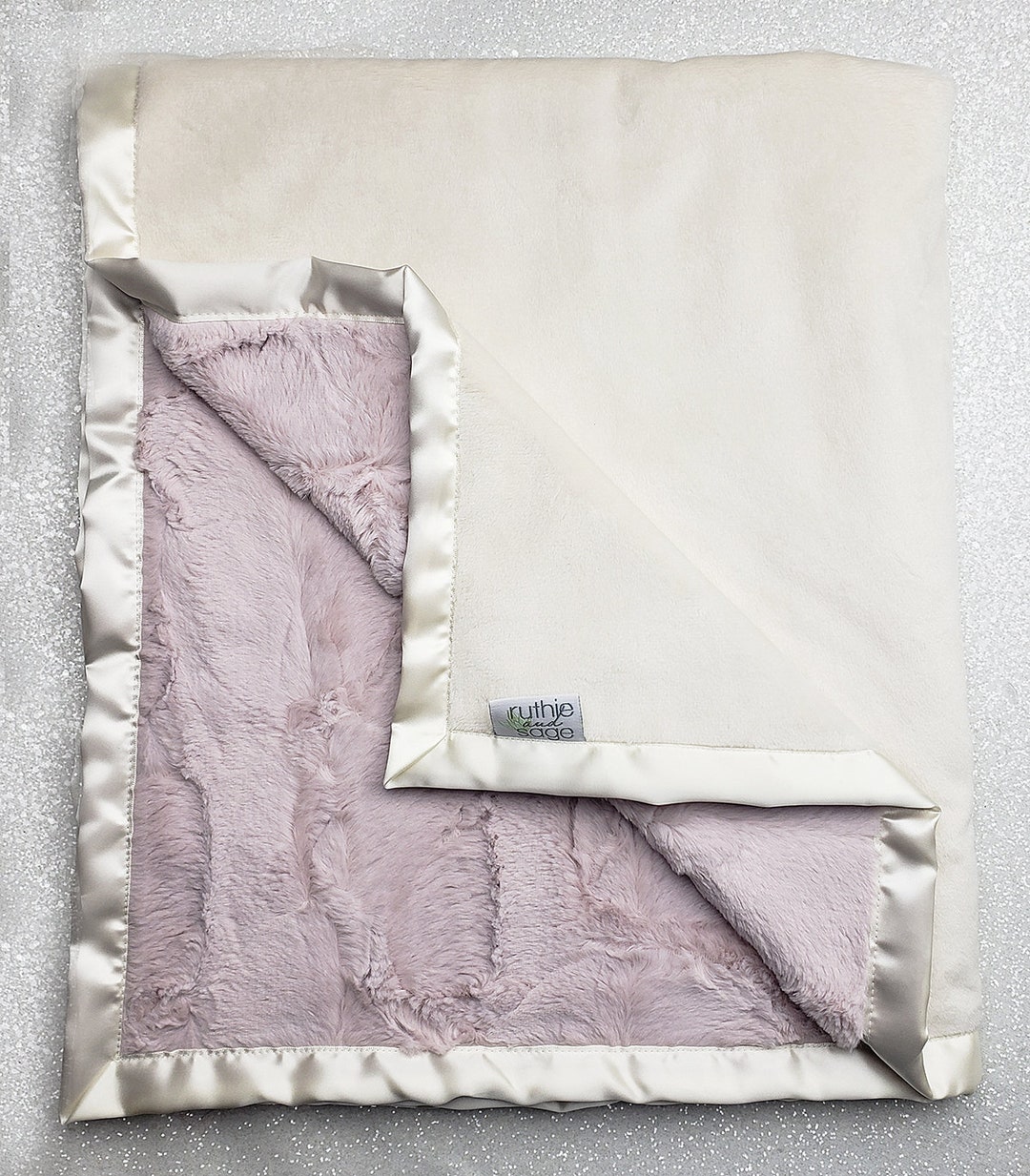 Kuschelige Kunstfell-Decke – Weich, Flauschig & Maschinenwaschbar