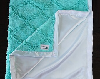 Couverture Minky, couverture turquoise, cadeau pour bébé, couverture en soie, minky et satin, couverture pour bébé, conception minky turquoise et blanc de bébé fille