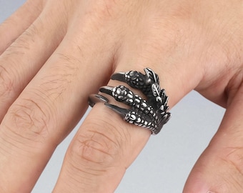 Dragon Claw Ring — 316L Stainless Steel Talon Grip Scaled Band Gothic Punk Dark Jewelry