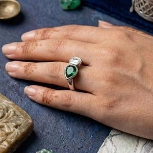 Dainty Rectangular Emerald Cut Moissanite CZ Green Ring|Sterling Silver Ring|Women’s Ring|Promise Ring|Statement Jewellery Gift for Her