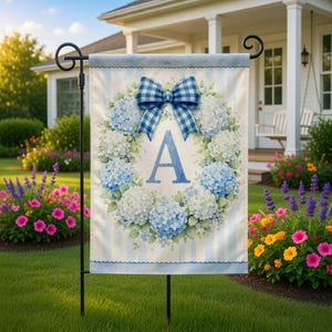 Hortensiakrans monogram initiaal, aangepaste banner blauw pastel, buitendecor, lente bloemen welkomstvlag, pastel tuinhuis vlag cadeau