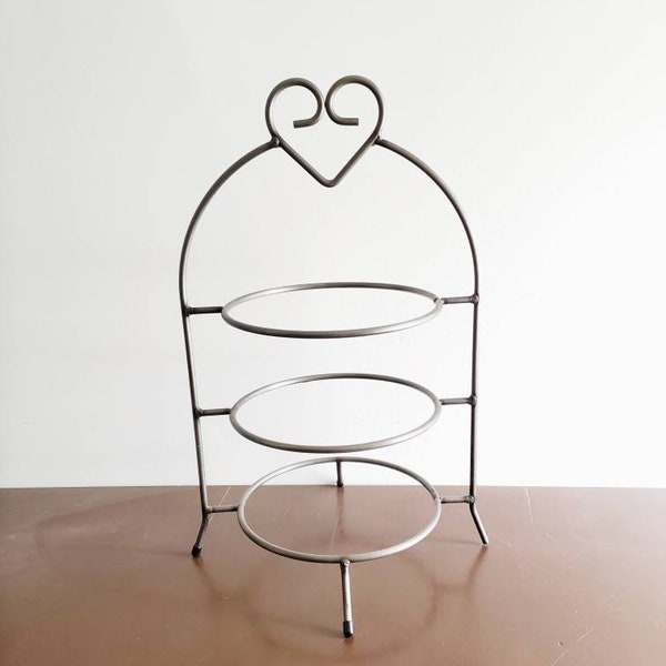 Vintage Heart Pie / Cake Stand Shelf Farmhouse Circular Shelves Metal Dessert Display Wedding Decor