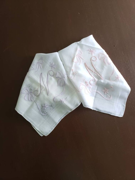 Vintage White Handkerchiefs Applique Embroidered I