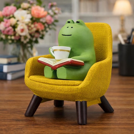 Handmade Resin Frog Drinking Coffee Ornament, Cute Frog Ornament on Rocking Chair, Japanese Kawaii Cartoon Animal Desk Decor