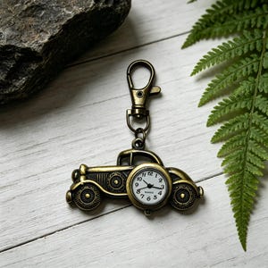 Nyckelring för veteranbilklocka | Antik mässingsberlock för bilväska | Steampunk-tillbehör