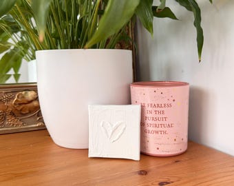 Mini cuadro Corazón Blanco / Arte acrílico original hecho a mano / Colección 'Con Amor' / Regalo minimalista o decoración para el hogar