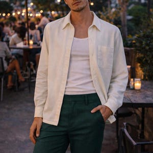 Vintage 70’s Off-White Polyester Pocket Button Up Shirt