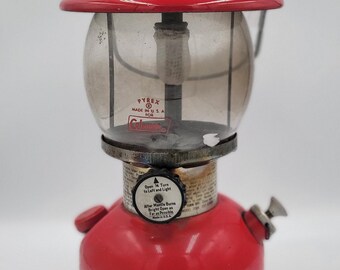 Vintage September 1975 Red Coleman Lantern