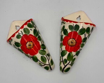 Vintage 1930s Czechoslovakian Coronet Art Pottery Poppy Wall Pockets - Matching Set of 2