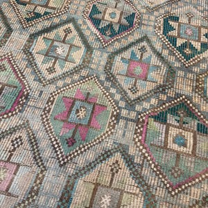 Vintage Turkish Green Kilim Rug, 7x10 Wool Cotton Rugs, Boho Tribal Carpet,Rugs for bedroom image 9
