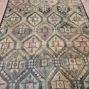 Vintage Turkish Green Kilim Rug, 7x10 Wool Cotton Rugs, Boho Tribal Carpet,Rugs for bedroom image 15