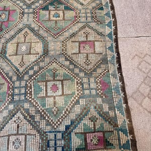 Vintage Turkish Green Kilim Rug, 7x10 Wool Cotton Rugs, Boho Tribal Carpet,Rugs for bedroom image 7