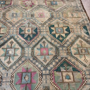 Vintage Turkish Green Kilim Rug, 7x10 Wool Cotton Rugs, Boho Tribal Carpet,Rugs for bedroom image 3