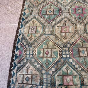 Vintage Turkish Green Kilim Rug, 7x10 Wool Cotton Rugs, Boho Tribal Carpet,Rugs for bedroom image 5