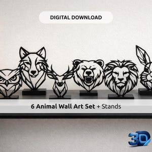 Op de afbeelding: Een set van zes zwarte dierensculpturen, waaronder een uil, een wolf, een hert, een beer, een leeuw en een konijn. Elke sculptuur is op een zwarte standaard gemonteerd. De tekst "DIGITAL DOWNLOAD" en "6 Animal Wall Art Set + Stands" zijn zichtbaar.
