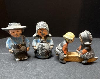 Vintage Amish Multicolor Metal Figurine Salt & Pepper Shaker Set, People Theme