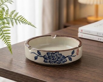 Posacenere magnetico con coperchio girevole in stile giapponese fatto a mano, vassoio in legno di noce e ceramica, posacenere creativo antivento con apertura girevole