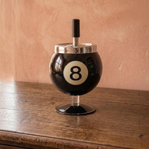 Magic 8 Ball stående askfat, modern unik heminredning, metallgolvaskfat för mitten av århundradet, nyhet vardagsrumsaccessoar, retro rökgåva