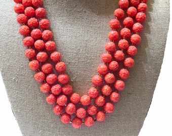 Vintage 1950's Molded Acrylic Rose Bead Choker Necklace, Coral Color, 10mm Beads, B'sue Boutiques, Item09955