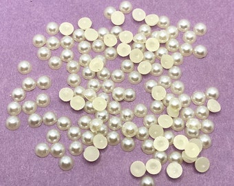 Round Aacrylic Faux Pearl Cabochons, Soft Cream Color, Flat Back, Approx. 100 Pieces, 4mm, B'sue Boutiques, Item08920