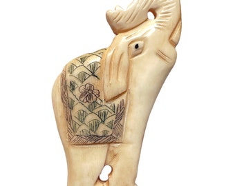 Hand Painted Bone Elephant Pendant, Carved Pendant, Elephant, Beige, 58 x 34mm, B'sue Boutiques, Item08220