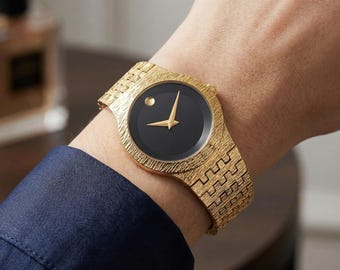 Gold Minimalist Quartz Watch | Metal Bracelet Style, Numberless Dial